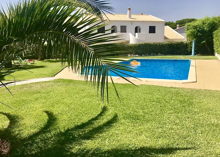 Ferias By Ethnic Ocean * Βιλαμούρα